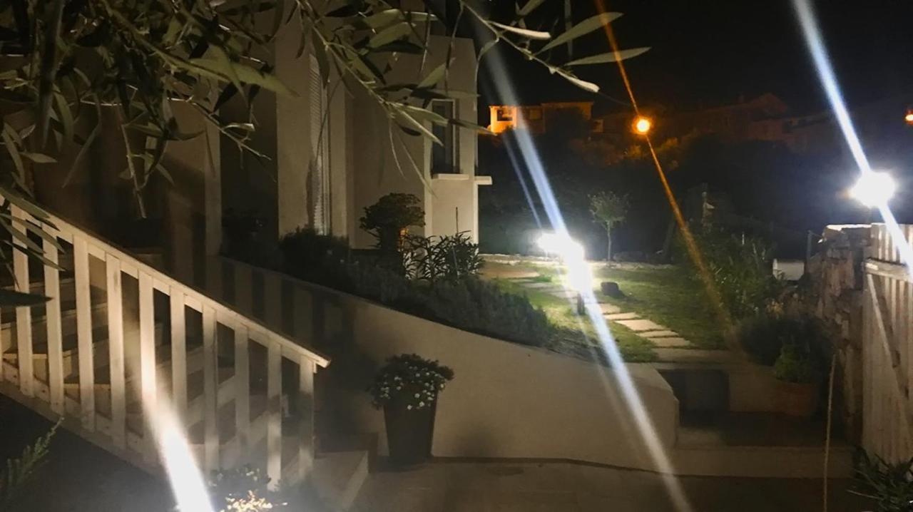 La Pecora Nera B&B 布多尼 外观 照片
